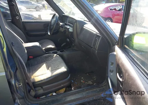 2001 Jeep Cherokee Sport из США, поврежденный, VIN 1J4FF48S31L546050